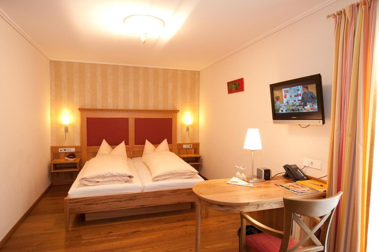 Hotel & Gasthof Loewen Ulm Extérieur photo